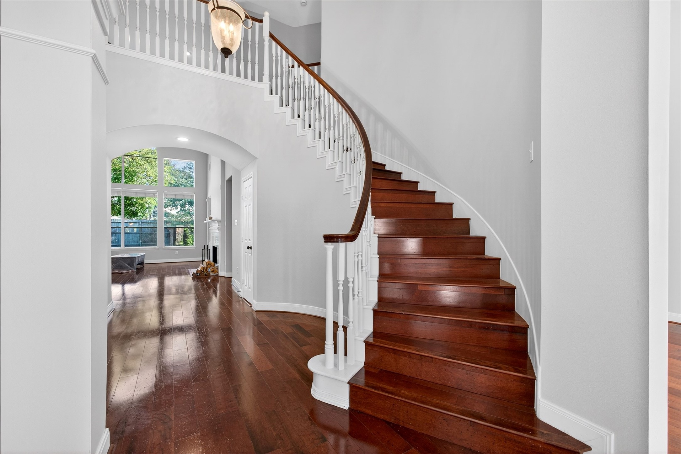 15614 Stable Brook Circle Cypress, TX 77429 - Photo 4 of 48 Elegant spiral staircase leading from foyer.