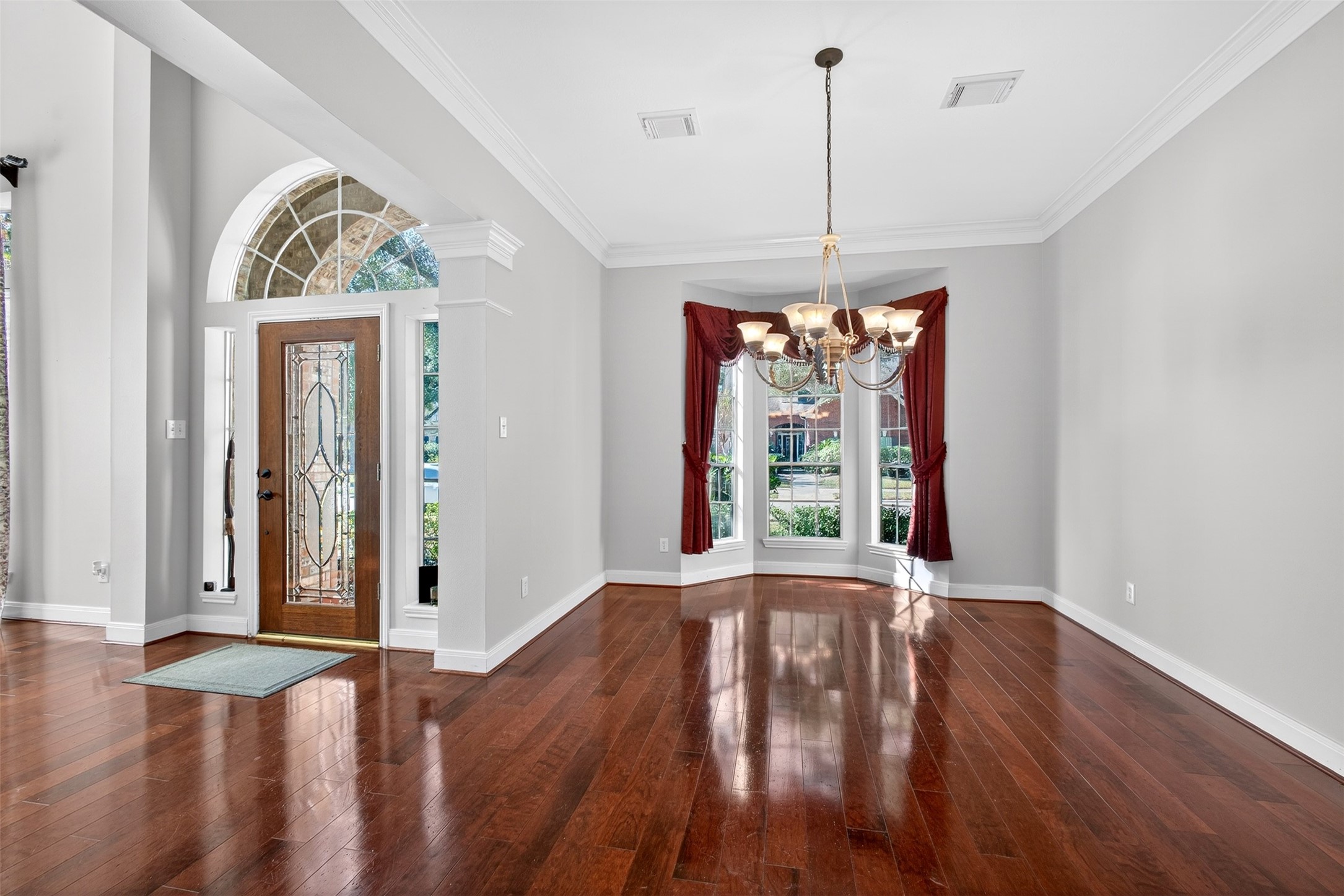 15614 Stable Brook Circle Cypress, TX 77429 - Photo 6 of 48 Foyer entry and formal dining room.