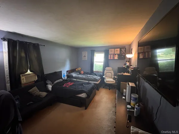 $3,500 | 260 Oceanside Street, Islip Terrace, NY 11752