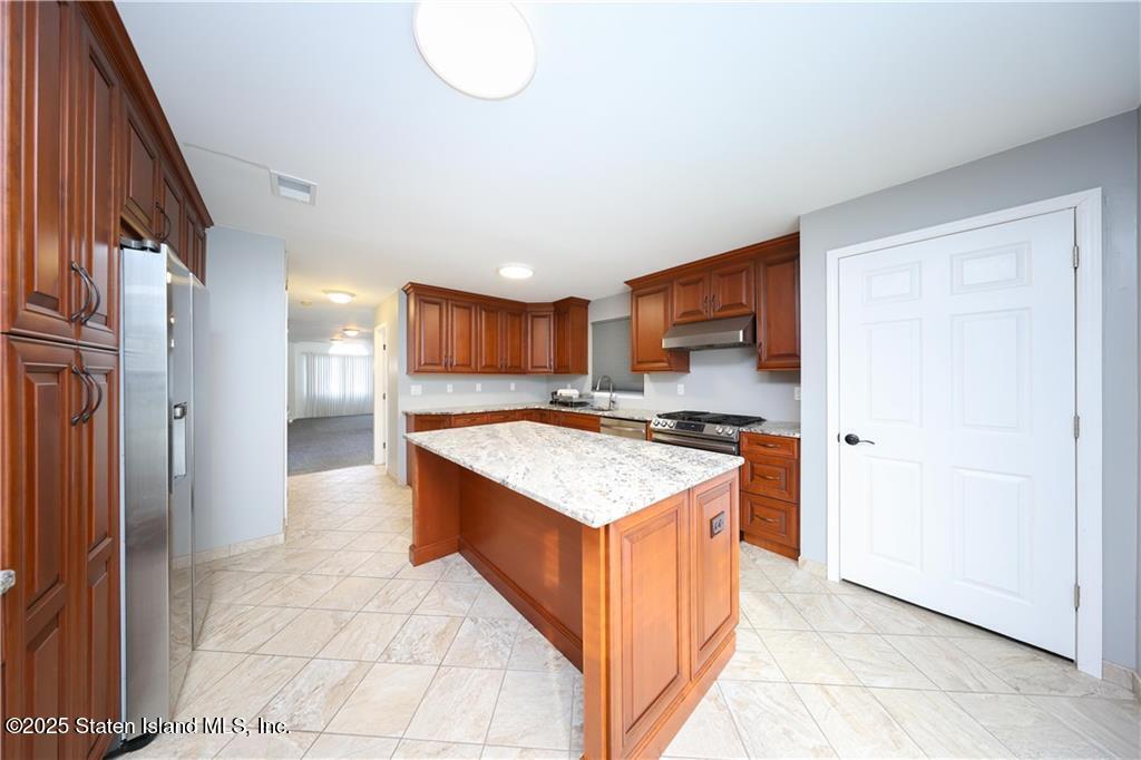 74 Sumner Avenue Staten Island, NY 10314 - Photo 11 of 28 GetMedia (10)