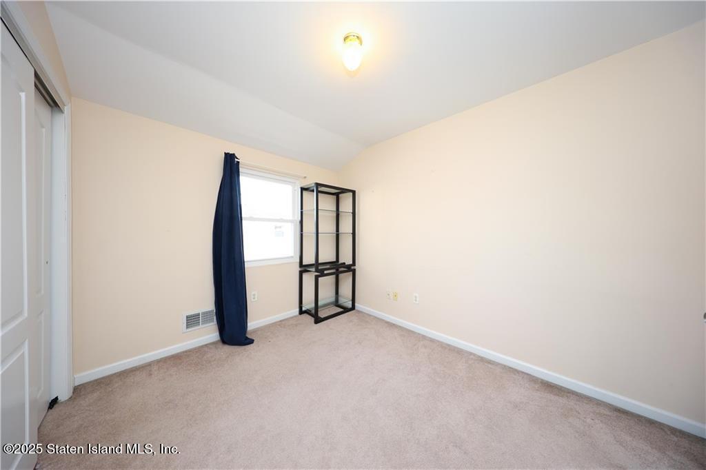 74 Sumner Avenue Staten Island, NY 10314 - Photo 14 of 28 GetMedia (13)