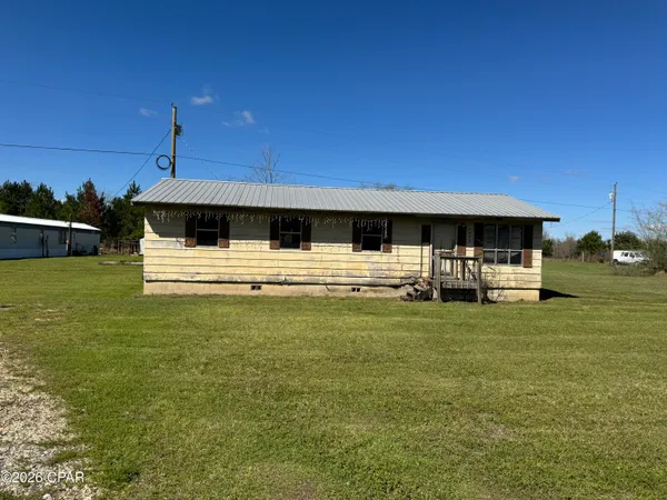 $59,900 | 2808 Kynesville Road, Cottondale, FL 32431
