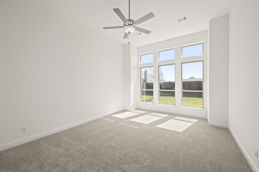 974 Reeves Drive DeSoto, TX 75115 - Photo 12 of 30 974 Reeves- Primary Suite-1