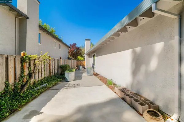 $5,850 | 313 Deepcreek Court, Danville, CA 94506