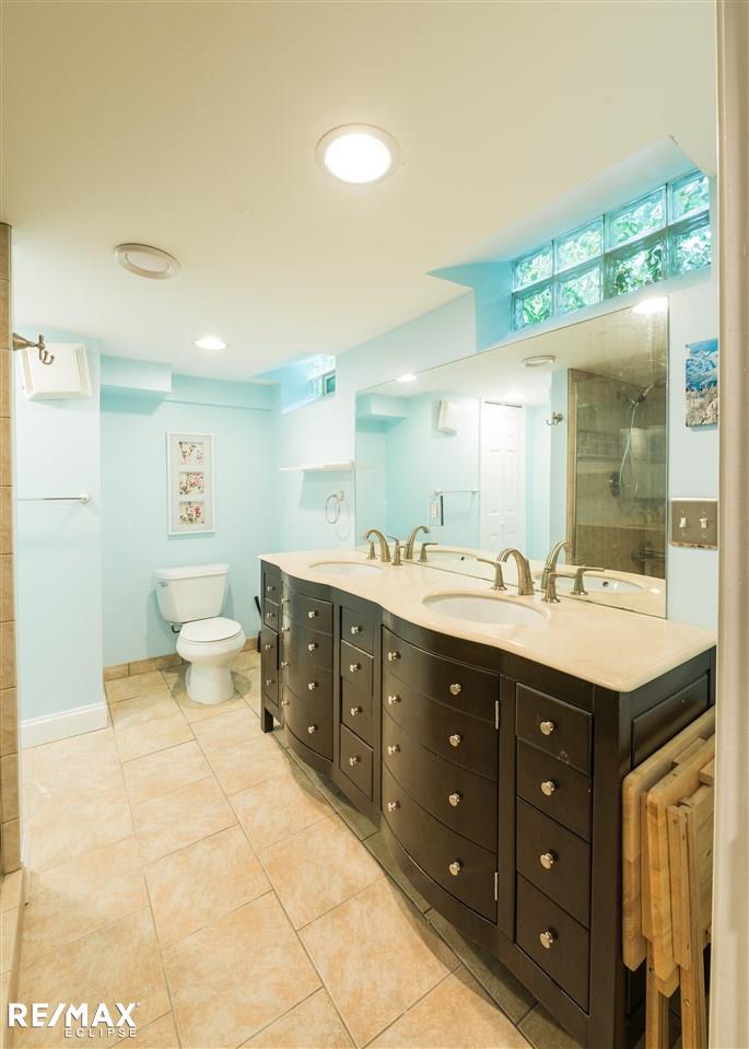 426 Woodside Road Royal Oak, MI 48073 - Photo 32 of 35 31383473-31.JPG