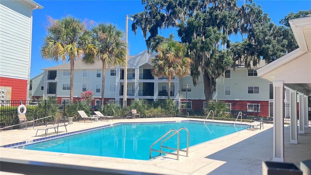 2360 Southwest Archer Road, Unit 304 Gainesville, FL 32608 - Photo 4 of 11