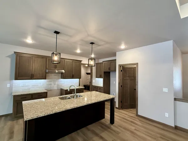 $604,900 | 3811 Cooper Ct Green, Green Bay, WI 54313