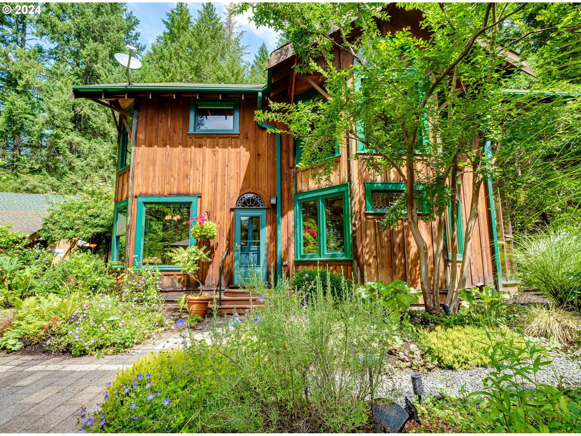 85213 Chezem Road Eugene, OR 97405 - Photo 1 of 48 Gallery Image 1
