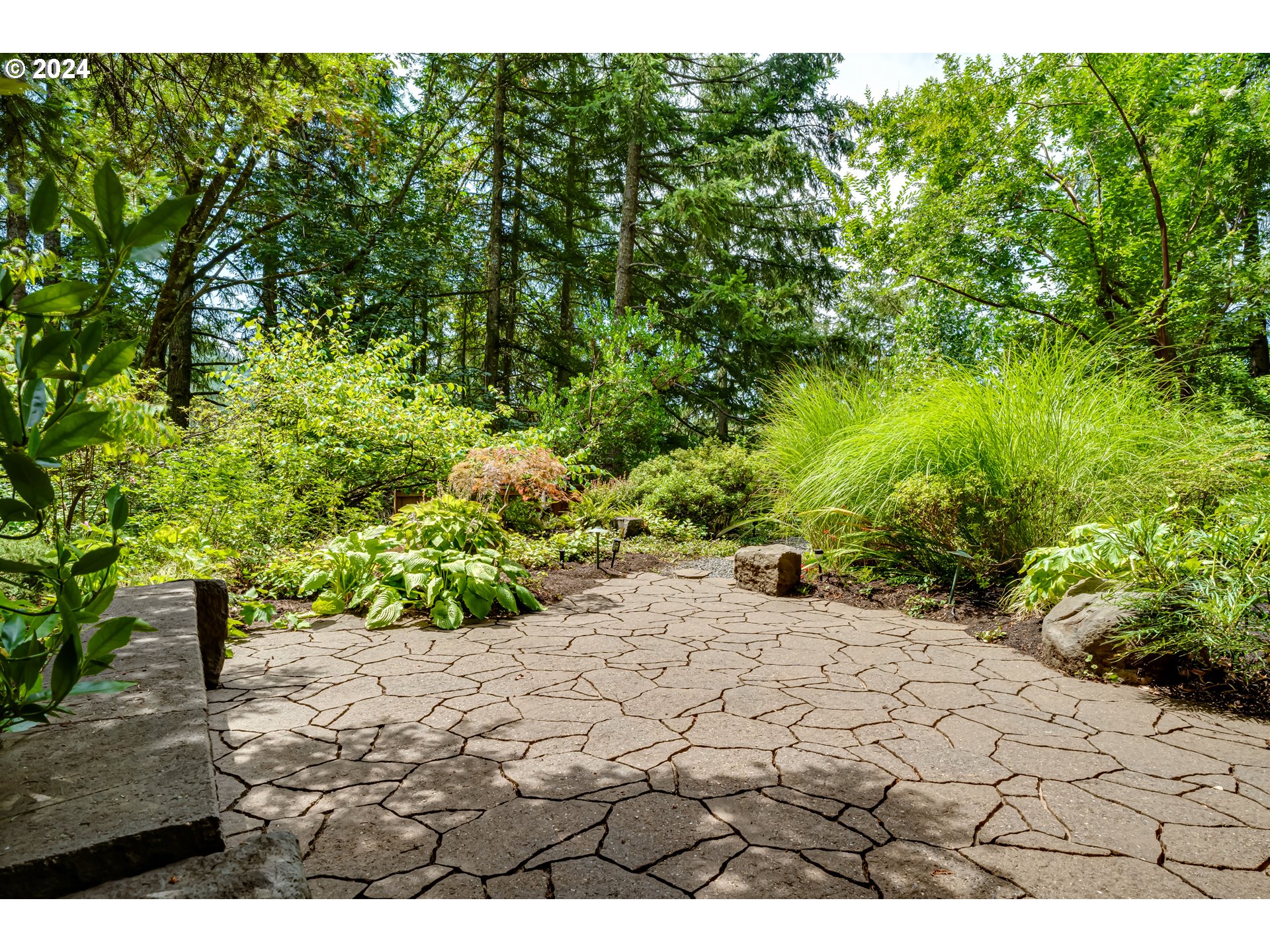 85213 Chezem Road Eugene, OR 97405 - Photo 8 of 48 Gallery Image 8