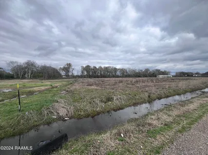 $90,000 | 170 Malveaux Road, Lafayette, LA 70506