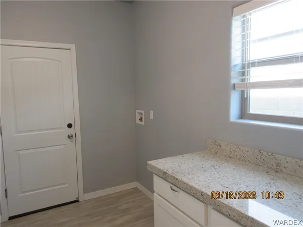 $1,700 | 3644 North Lomita Street, Kingman, AZ 86409