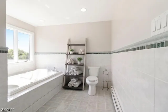 $1,599,999 | 11 Beavers Road, Califon, NJ 07830