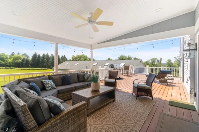 $1,599,999 | 11 Beavers Road, Califon, NJ 07830