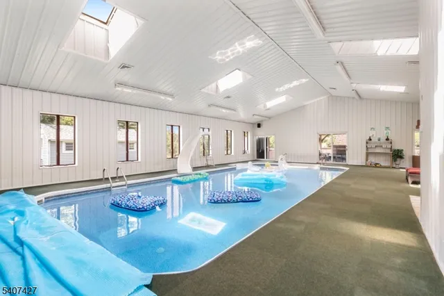 $1,599,999 | 11 Beavers Road, Califon, NJ 07830