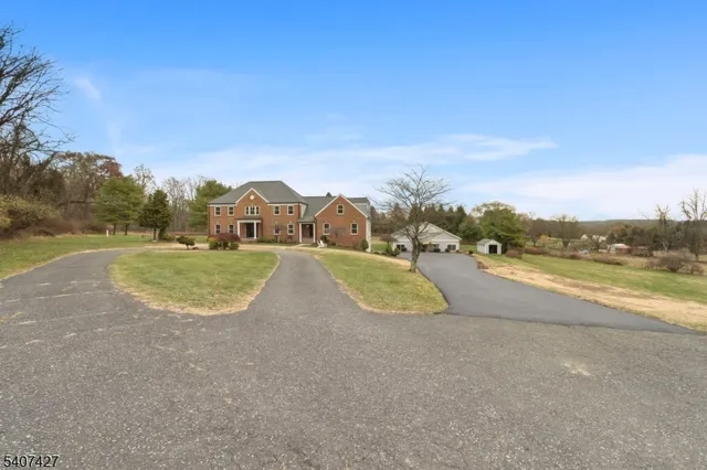 $1,599,999 | 11 Beavers Road, Califon, NJ 07830