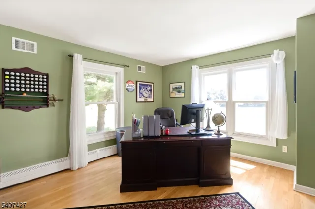 $1,599,999 | 11 Beavers Road, Califon, NJ 07830