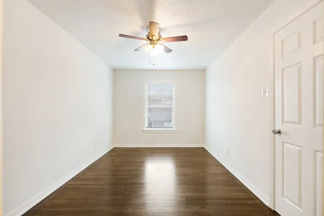 $900 | 8451 1/2 Howard Drive, Houston, TX 77017