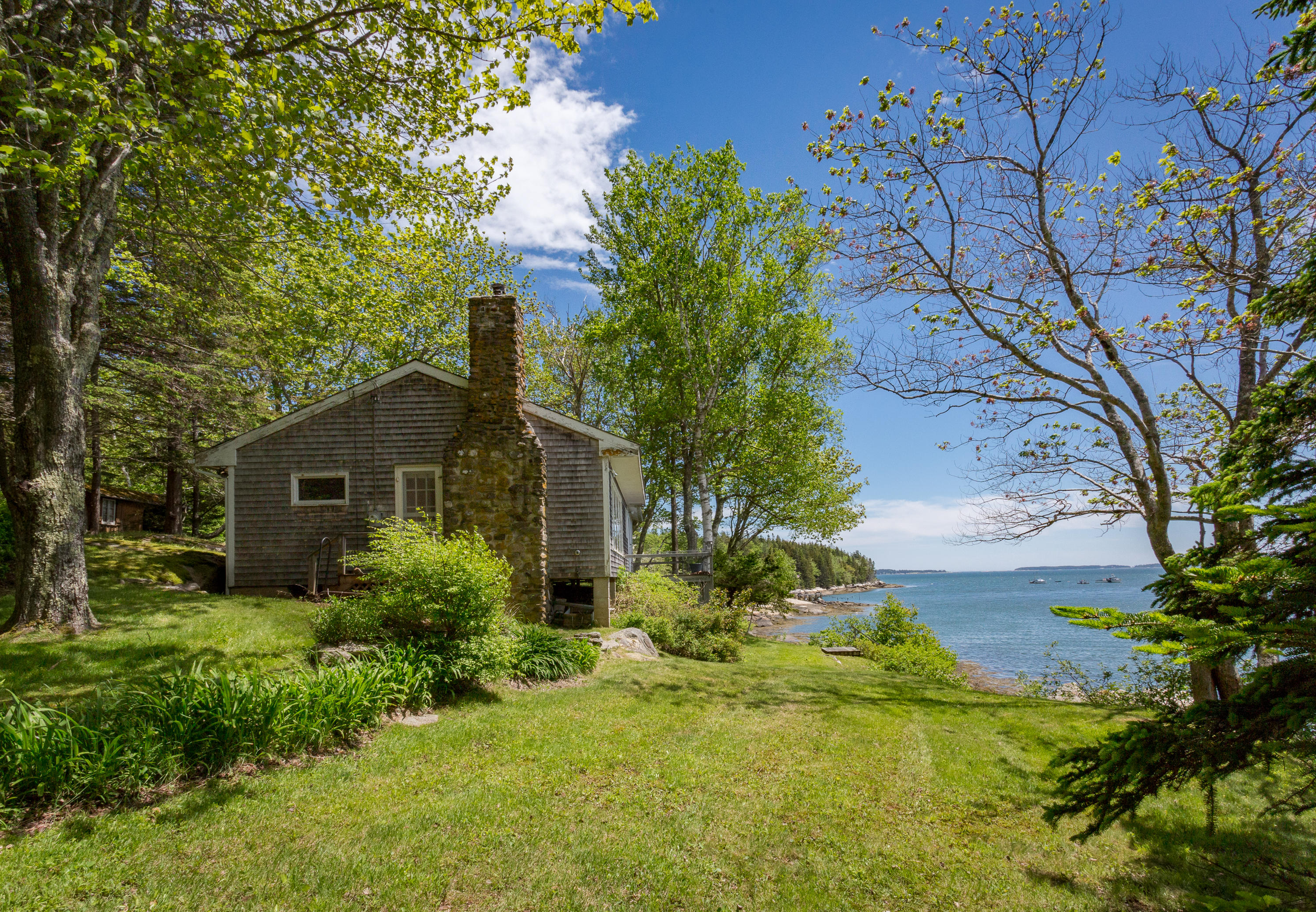 18 Dyer Point Road Owls Head, ME 04854 - Photo 7 of 26 17-18DyerPointRd-OwlsHead-KS