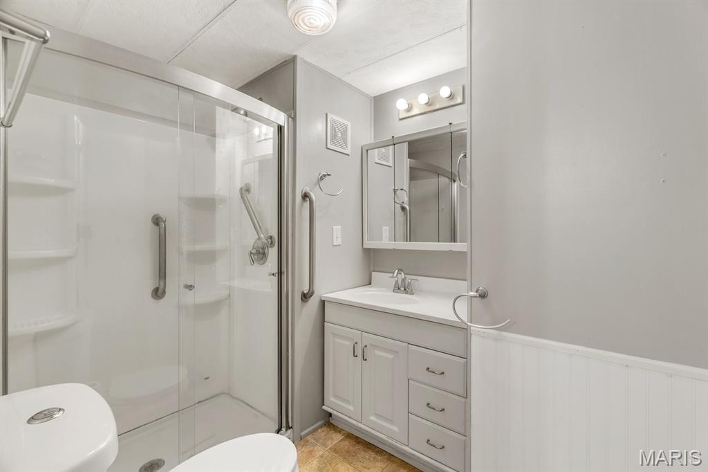 6 Davis Road Troy, MO 63379 - Photo 16 of 43