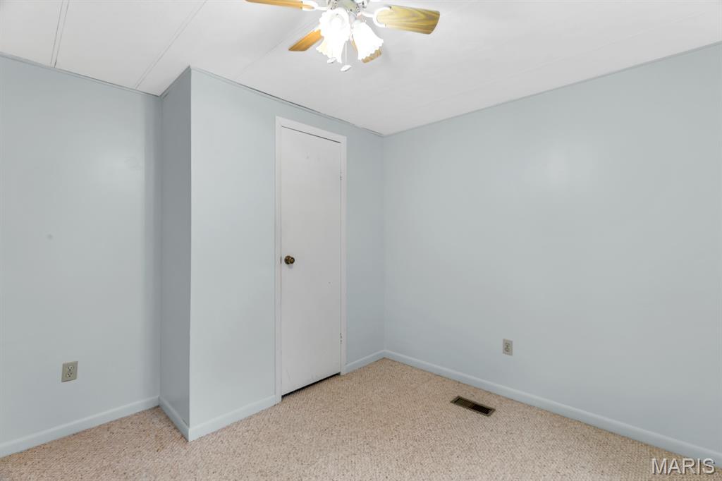 6 Davis Road Troy, MO 63379 - Photo 18 of 43