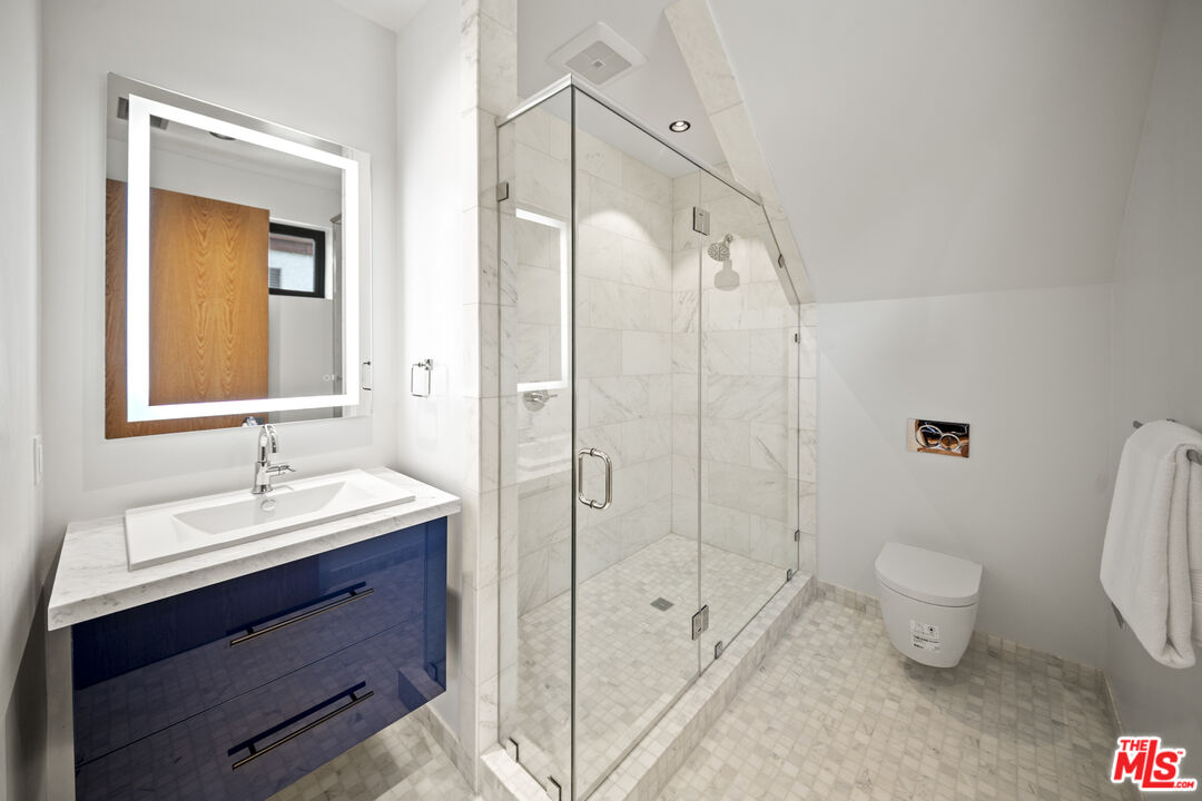 212 Bay Street, Unit 102 Santa Monica, CA 90405 - Photo 17 of 43