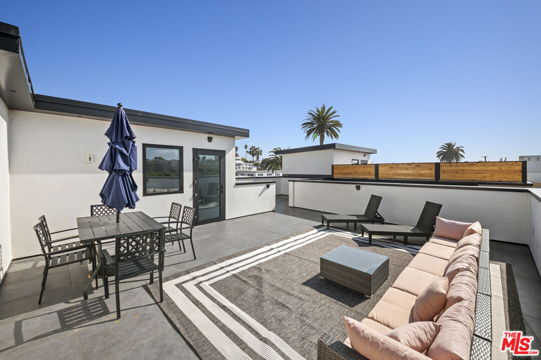 212 Bay Street, Unit 102 Santa Monica, CA 90405 - Photo 21 of 43