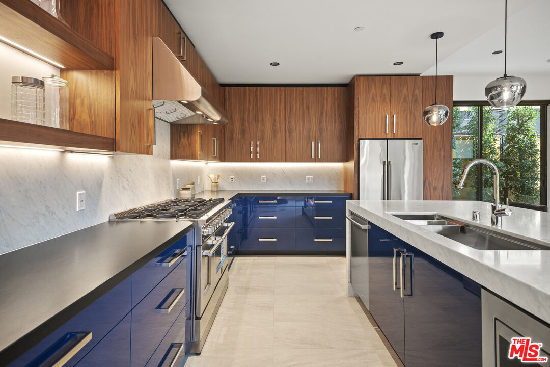 212 Bay Street, Unit 102 Santa Monica, CA 90405 - Photo 31 of 43