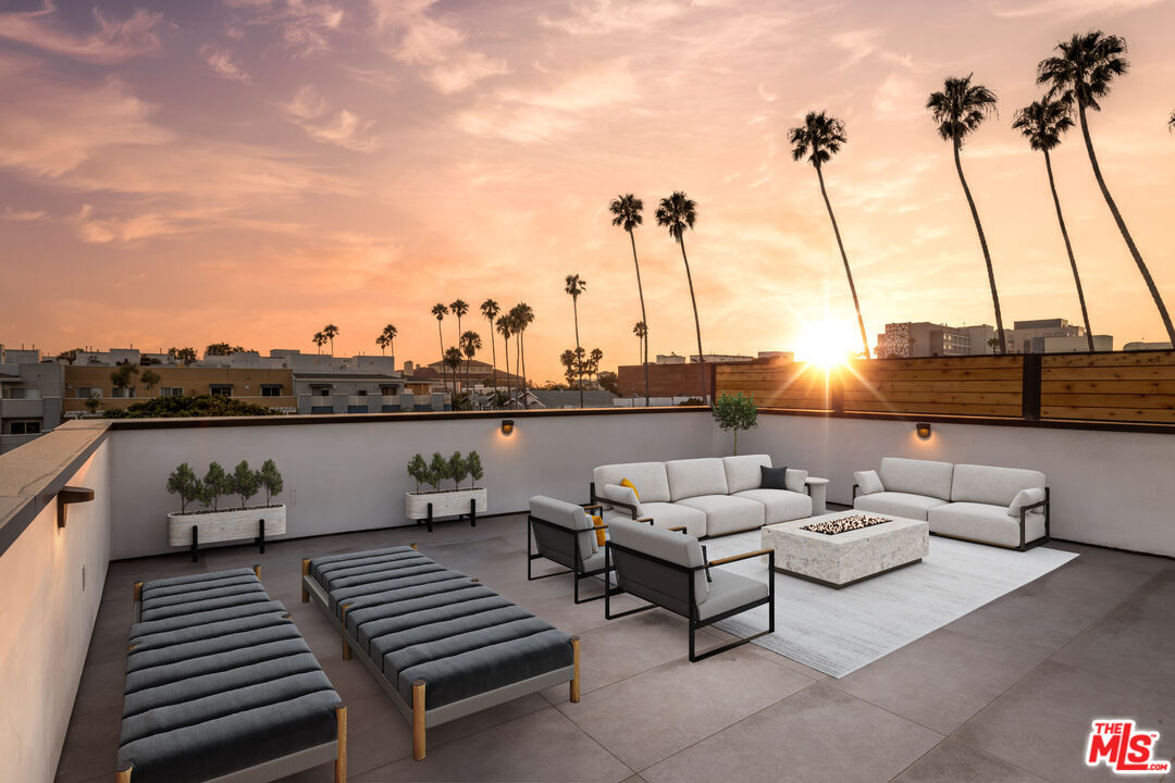 212 Bay Street, Unit 102 Santa Monica, CA 90405 - Photo 42 of 43