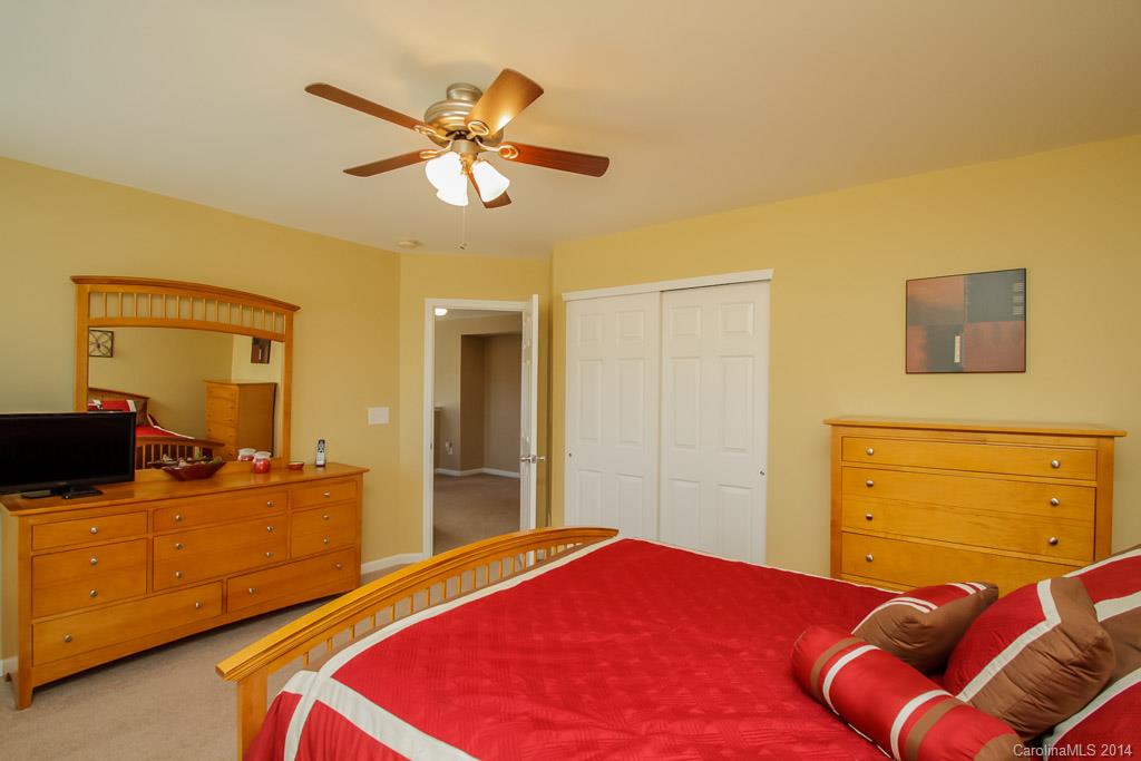 6510 Ridgeview Commons Drive Charlotte, NC 28269 - Photo 16 of 24 Gallery Image 16