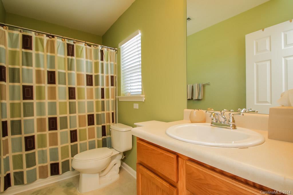 6510 Ridgeview Commons Drive Charlotte, NC 28269 - Photo 19 of 24 Gallery Image 19