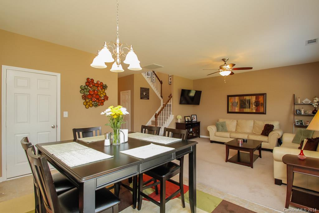 6510 Ridgeview Commons Drive Charlotte, NC 28269 - Photo 6 of 24 Gallery Image 6