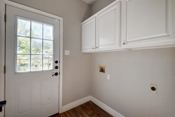 $3,700 | 4907 Craig Drive, Austin, TX 78727