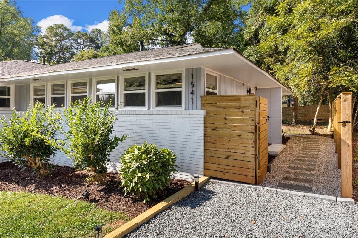 1539 Walton Road Charlotte, NC 28208 - Photo 21 of 46 Gallery Image 21