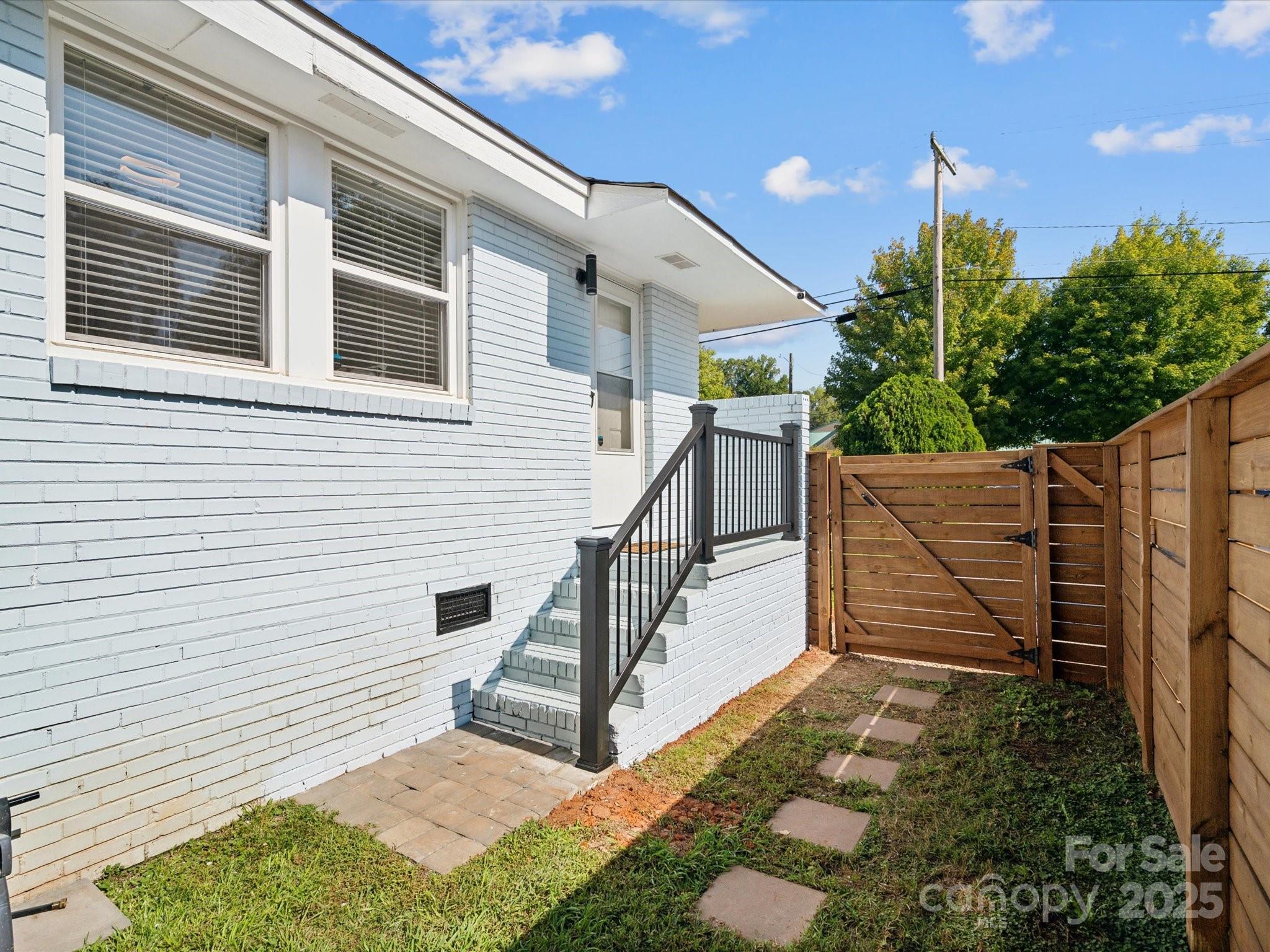 1539 Walton Road Charlotte, NC 28208 - Photo 45 of 46 Gallery Image 45
