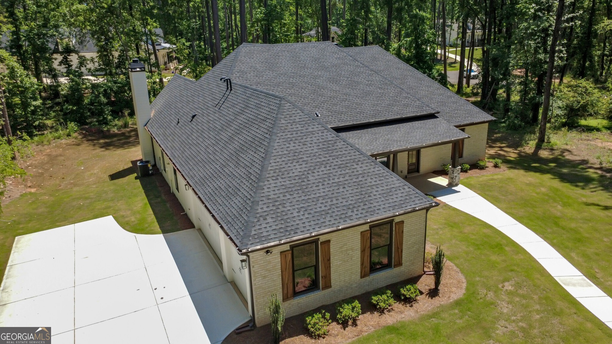 2043 Fischer Road Sharpsburg, GA 30277 - Photo 9 of 52