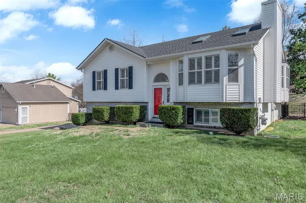 $349,000 | 3017 Landau Court, St. Charles, MO 63301