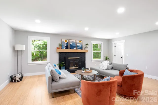 $649,000 | 15 Pine Ridge Court, Fletcher, NC 28732