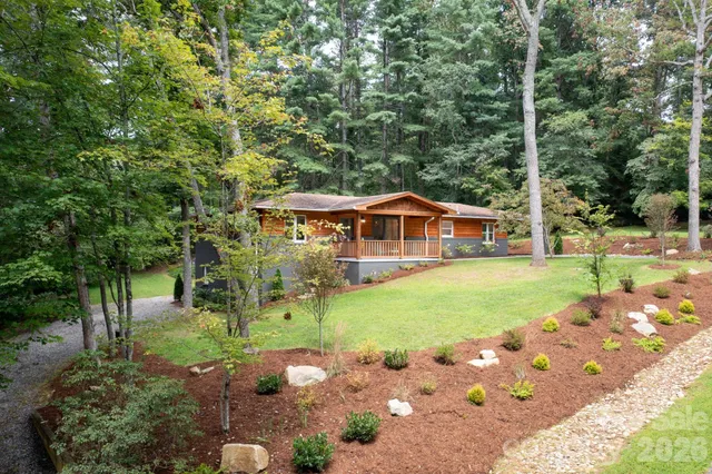 $649,000 | 15 Pine Ridge Court, Fletcher, NC 28732