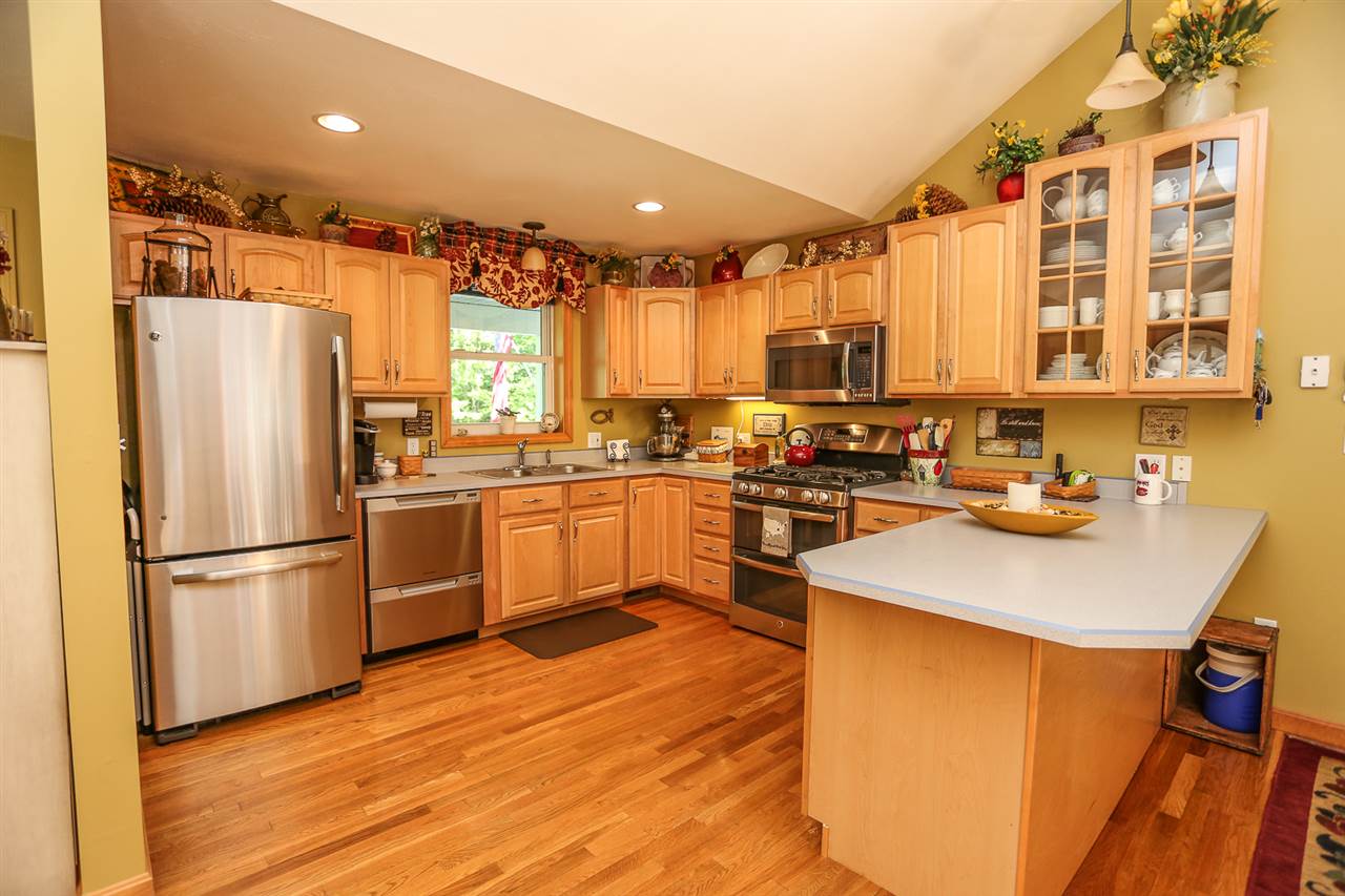 177 Hermit Road Manchester, NH 03109 - Photo 12 of 39 Gallery Image 12