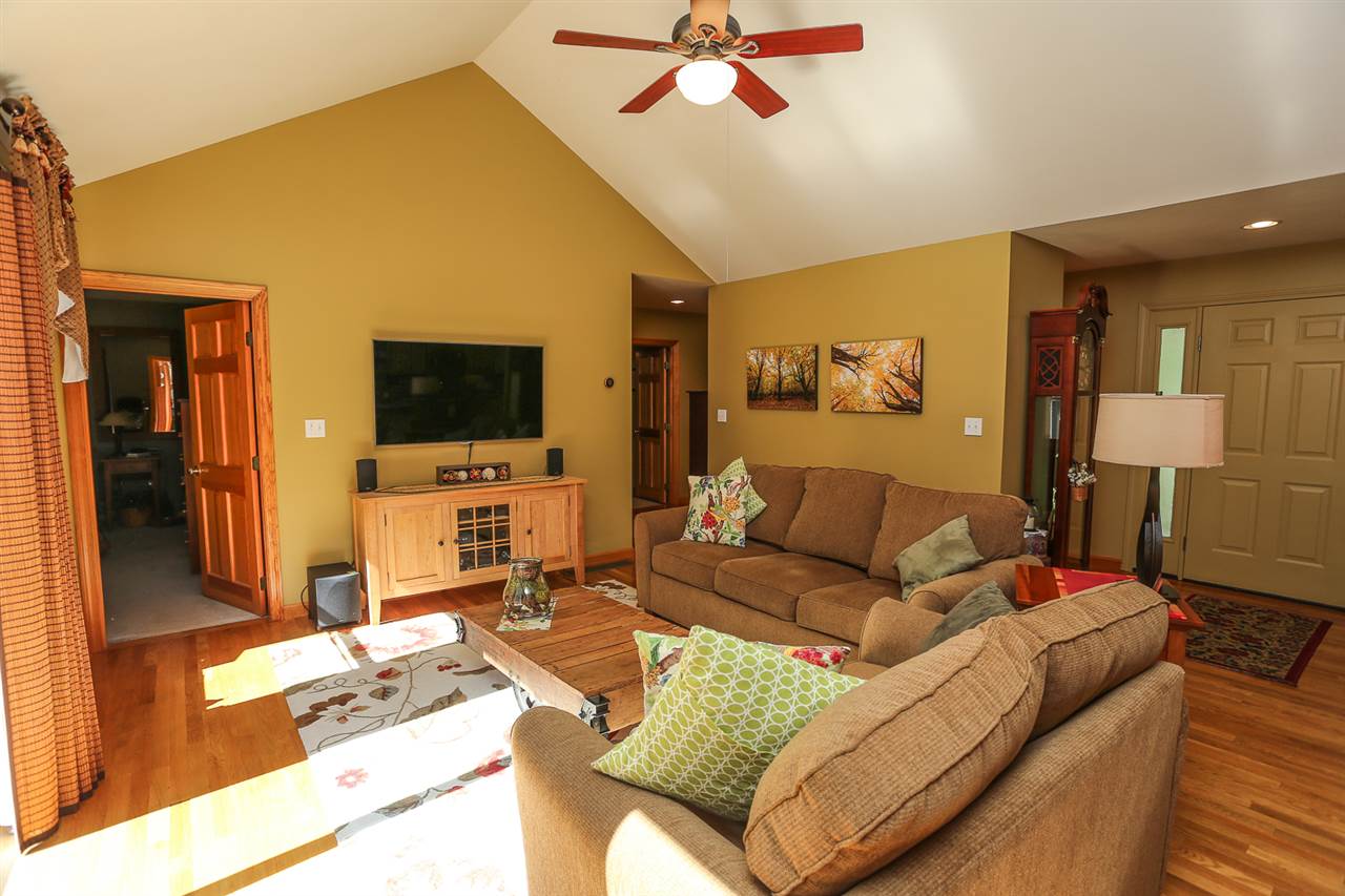 177 Hermit Road Manchester, NH 03109 - Photo 17 of 39 Gallery Image 17