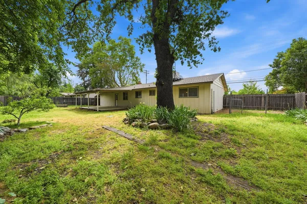 $335,000 | 3560 Sacramento Drive, Redding, CA 96001