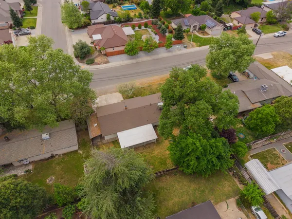 $335,000 | 3560 Sacramento Drive, Redding, CA 96001