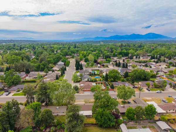 $335,000 | 3560 Sacramento Drive, Redding, CA 96001