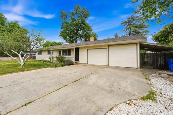 $335,000 | 3560 Sacramento Drive, Redding, CA 96001