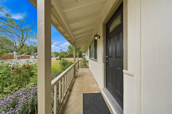 $335,000 | 3560 Sacramento Drive, Redding, CA 96001