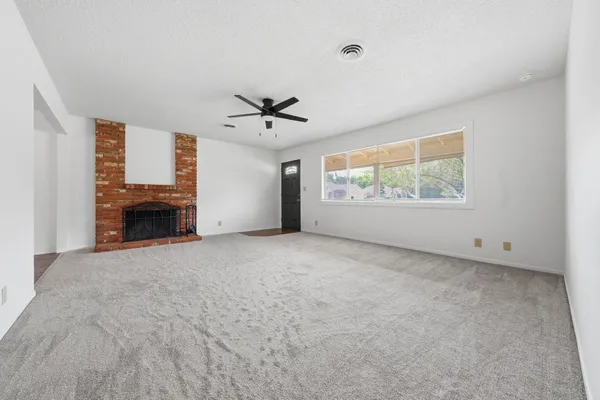 $335,000 | 3560 Sacramento Drive, Redding, CA 96001