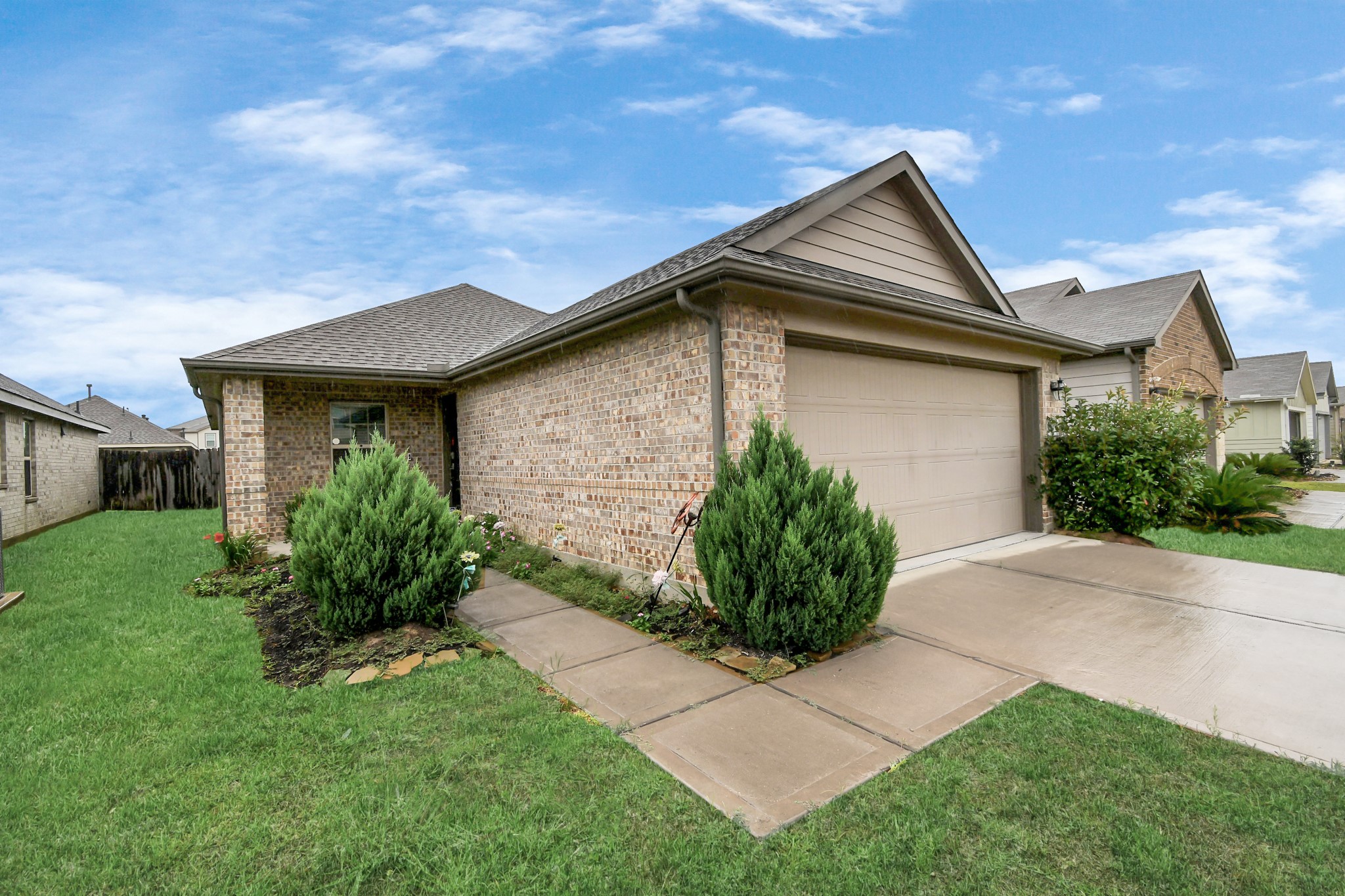 25634 Royal Catchfly Road Katy, TX 77493 - Photo 4 of 34