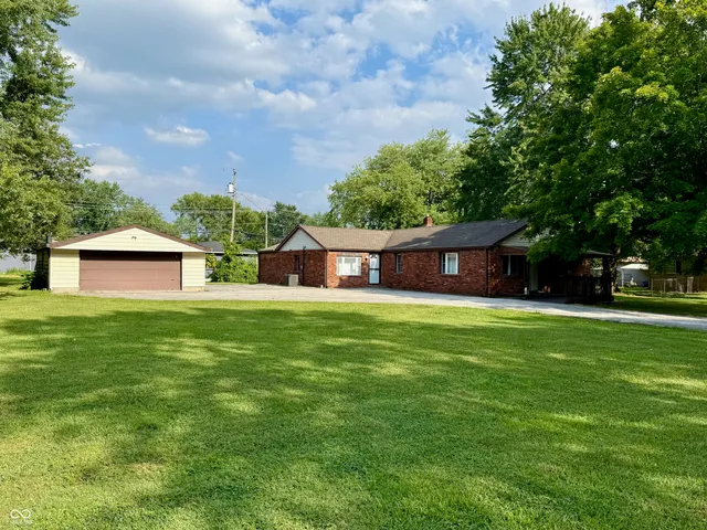 $225,000 | 3425 Campbell Street, Plainfield, IN 46168