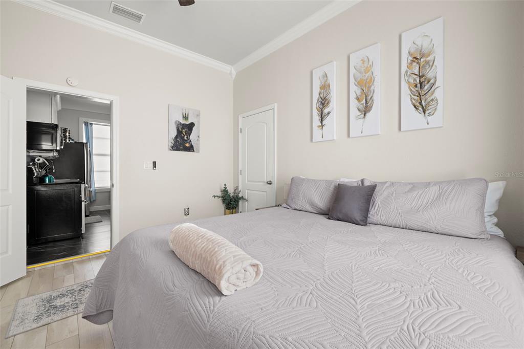 2526 West Union Street Tampa, FL 33607 - Photo 12 of 34