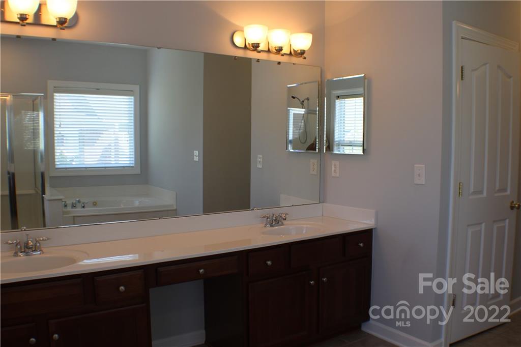 1510 Copperplate Road Charlotte, NC 28262 - Photo 29 of 48 Gallery Image 29